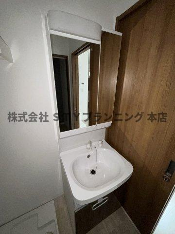 仲介手数料０円！Blanc de Blancsの独立洗面台