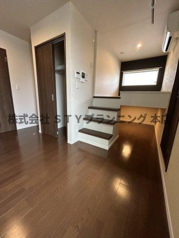 仲介手数料０円！Blanc de Blancsの居間・リビング