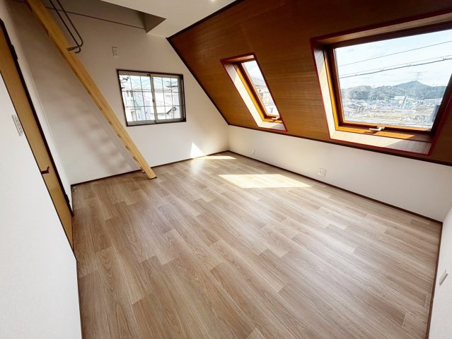 中古住宅　高木の洋室