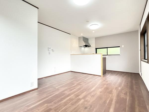 高知市神田 戸建ての居間・リビング