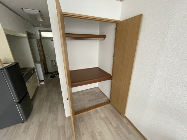 サンフレーズ東町１の収納