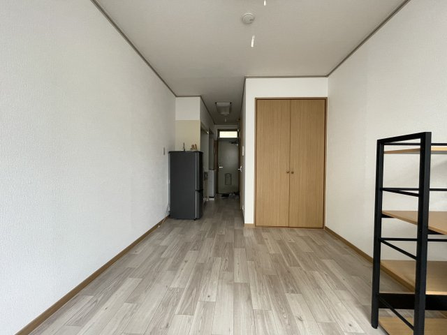 サンフレーズ東町１の居間・リビング