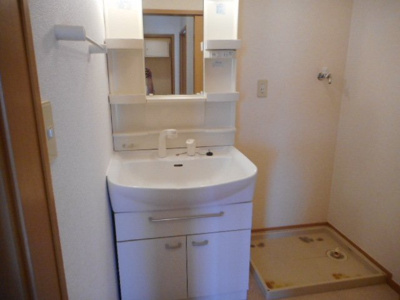 【洗面所】 | エスペランサⅡ（橋本市胡麻生） | スペースが確保できる洗面所です