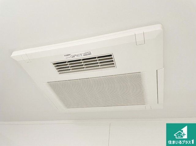 神戸市北区泉台　新築一戸建ての冷暖房・空調設備|四季を通して快適なバスライフをお手伝いする浴室暖房乾燥機！浴室の乾燥・暖房・涼風・換気はもちろん、２４時間換気にも対応！