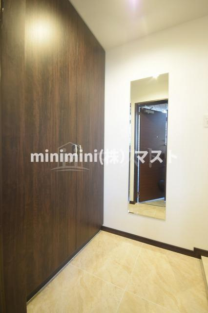 プレジオ天神橋Ⅱの玄関