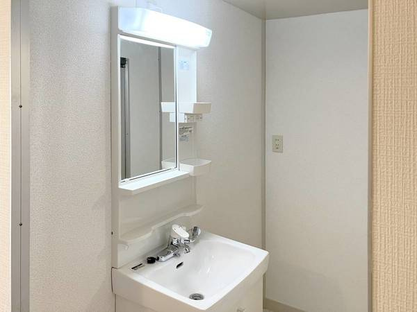 ビレッジハウス志染20号棟の洗面所|ビレッジハウスの同一物件・同一タイプの間取りの写真です