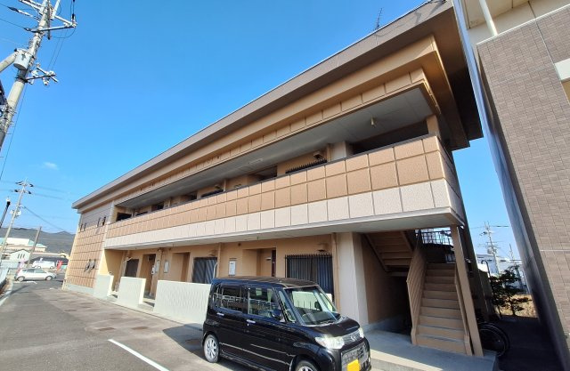 奥村ビルテナントの外観