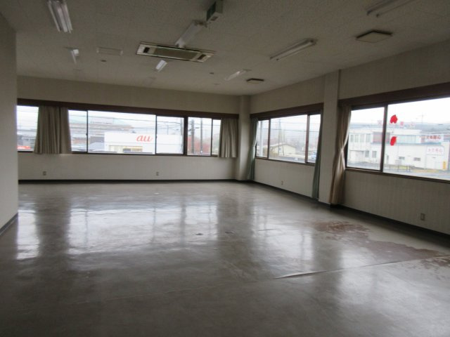 奥村ビルのロビー