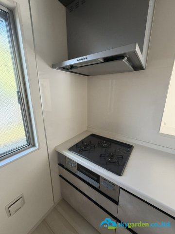 平塚市長持　中古戸建のキッチン