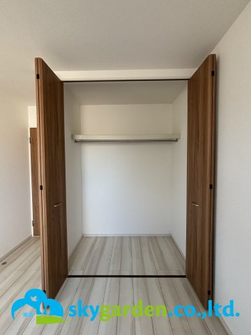 平塚市長持　中古戸建の収納