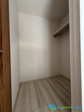 平塚市長持　中古戸建の収納