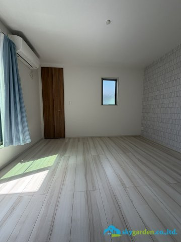 平塚市長持　中古戸建の寝室