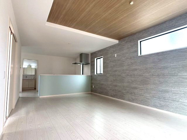 仲介手数料不要　KEIAIビルド合志市幾久富１期【南ヶ丘小・合志中】の居間・リビング