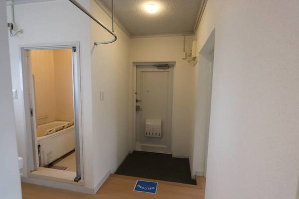 ビレッジハウス志染14号棟の玄関|ビレッジハウスの同一物件・同一タイプの間取りの写真です