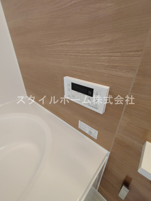【トイレ】 | ソレイユ入船 | 別部屋写真です。