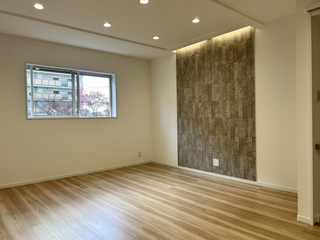 舞子台8丁目 一戸建：B号地の居間・リビング|こちらのリビングで趣味の時間をお楽しみください