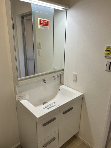 舞子台8丁目 一戸建：B号地の独立洗面台|独立洗面台です