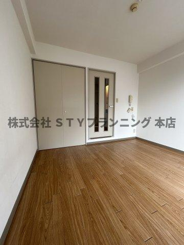 仲介手数料0円！BONNY HIROZIの居間・リビング