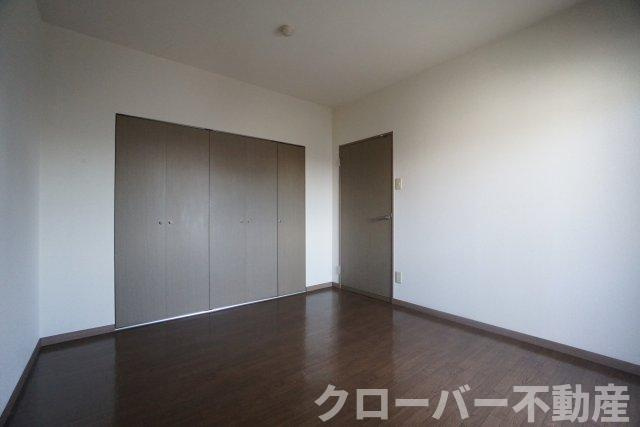 網の浦ハイツの居間・リビング