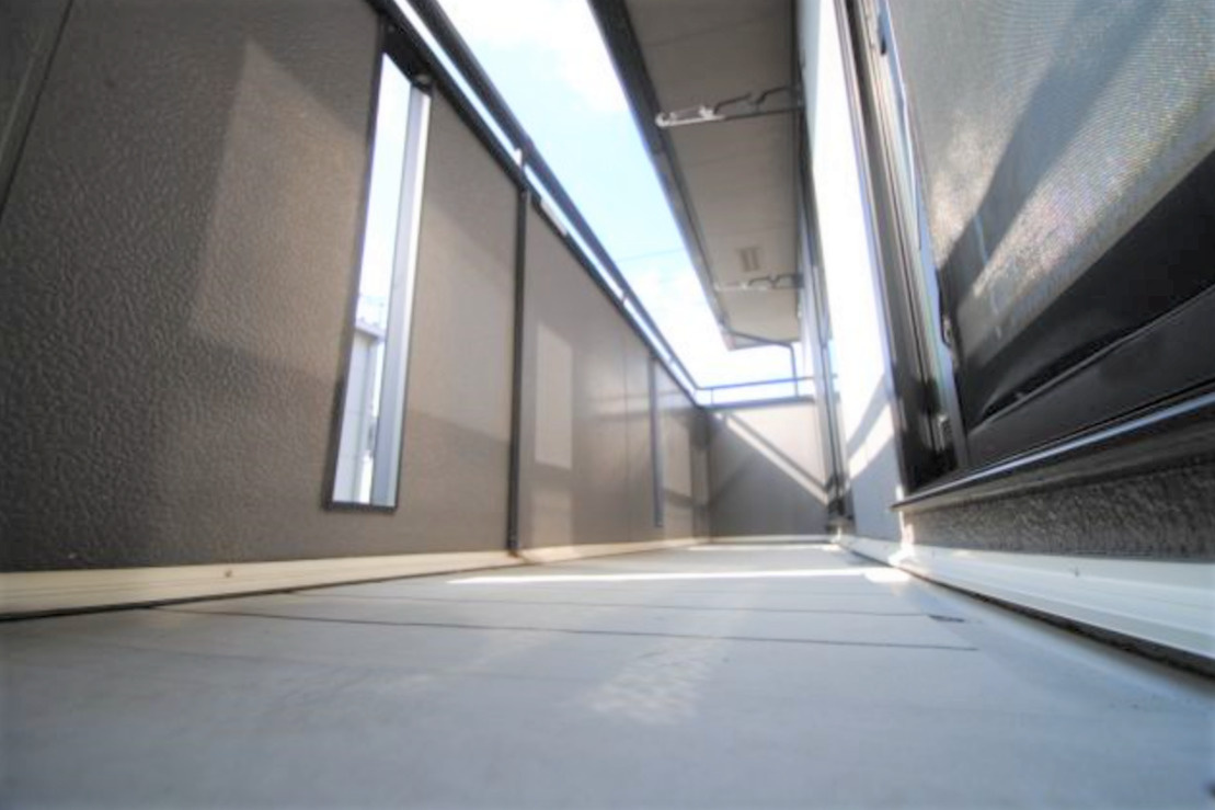 ファミールのバルコニー|開放的で明るい空間を演出してくれるバルコニーです