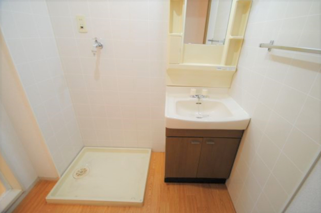 ファミールの洗面所|広い洗面スペース