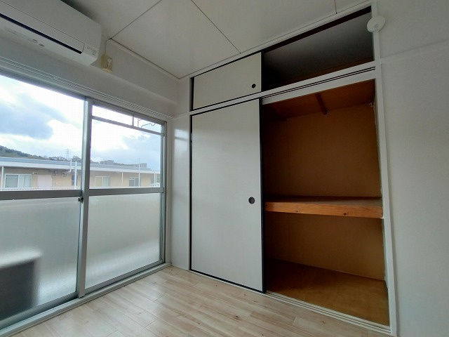 神戸市北区鈴蘭台東町６丁目の賃貸マンションの収納
