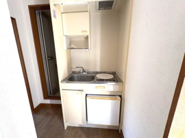 毎日通る玄関はこちらです