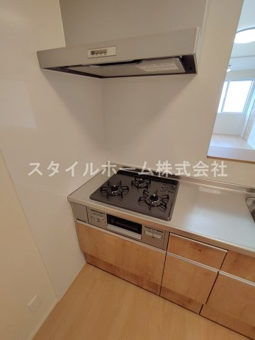 ソレイユ入船のキッチン|別部屋写真です。