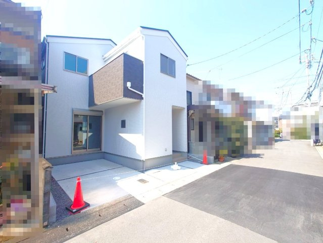 地下鉄・京阪ＪＲの３沿線アクセス地◆収納充実の４ＬＤＫ◆子育て環境良好◆山科区西野八幡田町２期の前面道路含む現地写真|前道含む現地