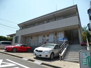 エスコート秋の外観|閑静な住環境に佇む耐震構造のヘーベルメゾン