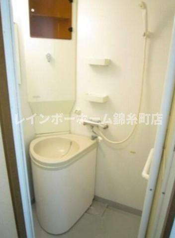 西日暮里エーシービルのシャワールーム|シャワールーム付きの物件です