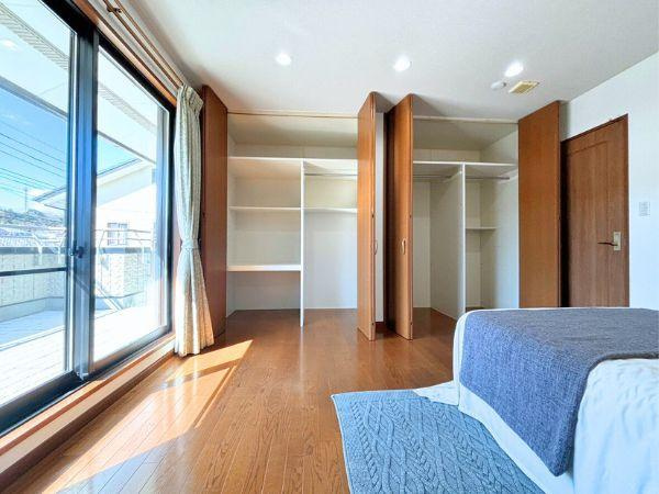 大在浜2丁目　中古の洋室|洋室にも収納が豊富です