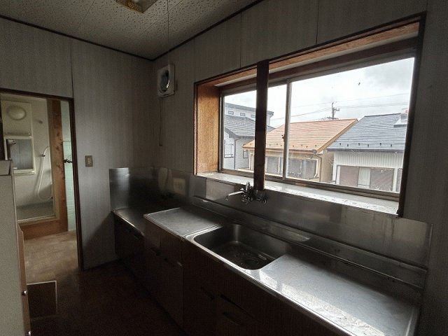 各務原市蘇原三柿野町２丁目のキッチン