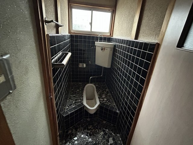 各務原市蘇原三柿野町２丁目のトイレ