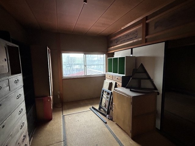 各務原市蘇原三柿野町２丁目の和室