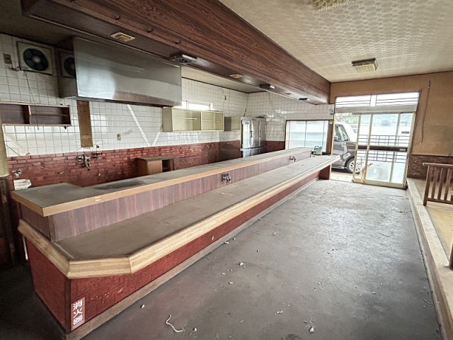 各務原市蘇原三柿野町２丁目の内装