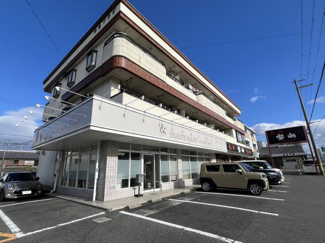中央プラザ