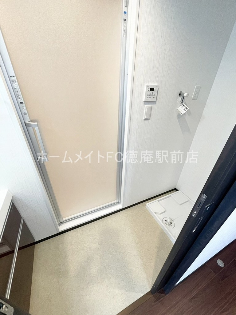 プレジオ森河内ASIANの洗面所
