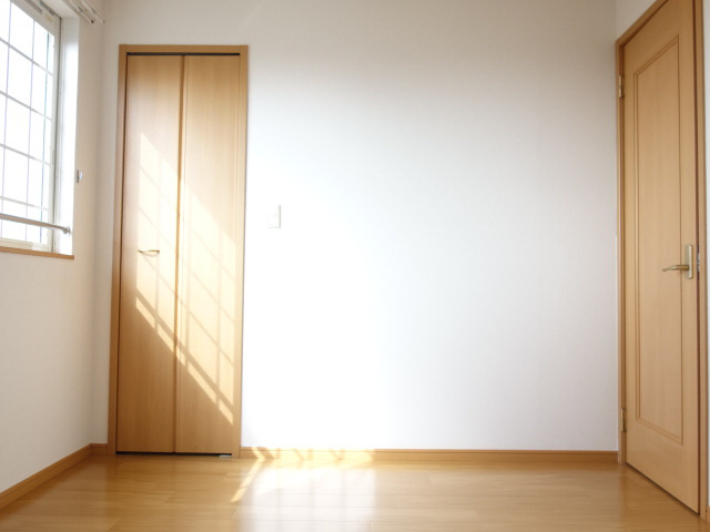 明石市松江のアパートの子供部屋
