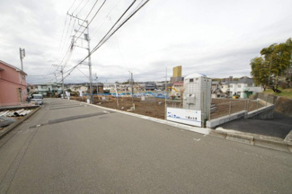 【前面道路含む現地写真】 | 令和７年３月６日撮影　建築中