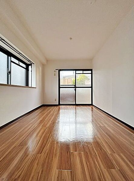 バトー・プレジールの居間・リビング