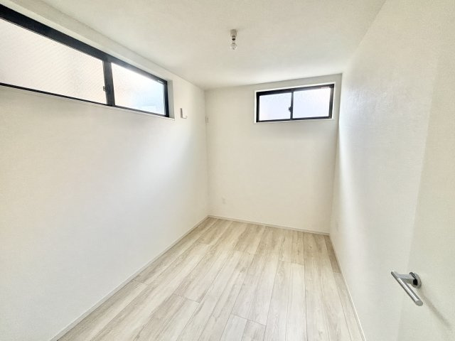 【仲介手数料無料／中村区】ケイアイスタイル中村区下中村町1期　全1棟　新築戸建の洋室