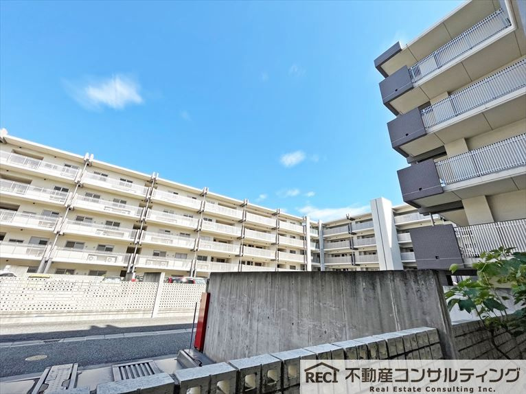 リビオ西宮学文ソルファの外観