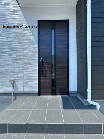 西区中野林　第2　新築戸建　リーブルガーデン　07の玄関