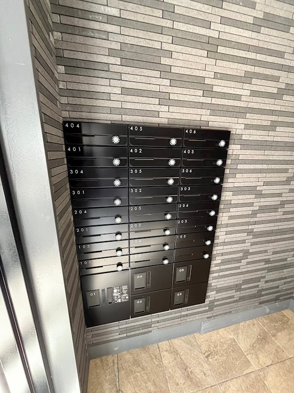 尼崎市上ノ島町１丁目のアパートの外観