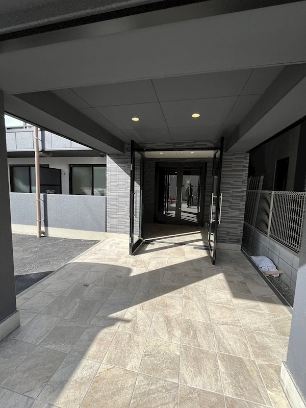 尼崎市上ノ島町１丁目のアパートの外観