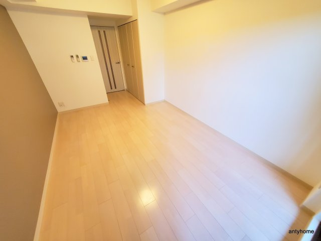 Luxe新大阪SOUTH　仲介手数料無料の寝室