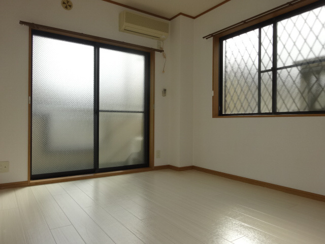 エスポワール書写の居間・リビング