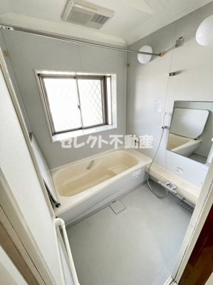 【浴室】 | コンファティーブ白川 | 一坪風呂で足をのばしてゆったりリラックス出来ます♪