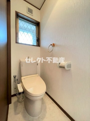 【トイレ】 | コンファティーブ白川 | 温水洗浄便座完備です☆